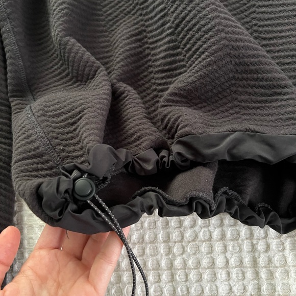 Helly Hansen pullover - Picture 3 of 3